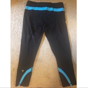 Lululemon crops size 6